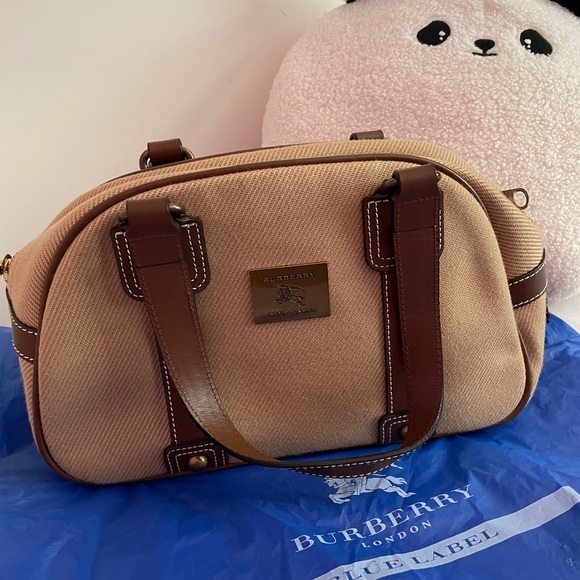 🔥SOLD OUT Burberry Blue Label🔥 - Picture 2 of 11